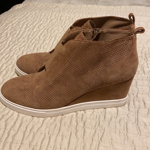 Linea Paolo Brown Faux Suede Wedge Sneaker - Picture 4 of 8